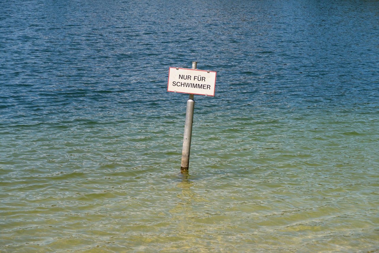 lake board warning free photo