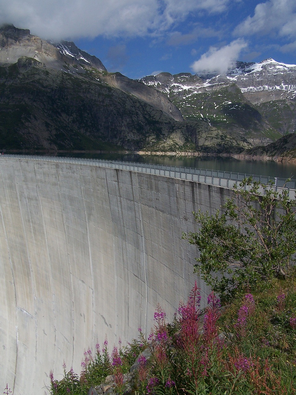 lake switzerland nature free photo