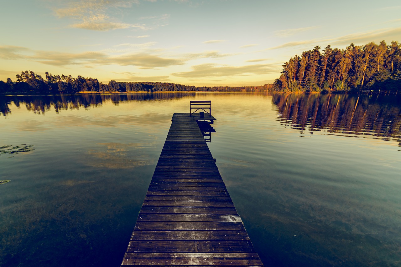 lake sky reflection free photo