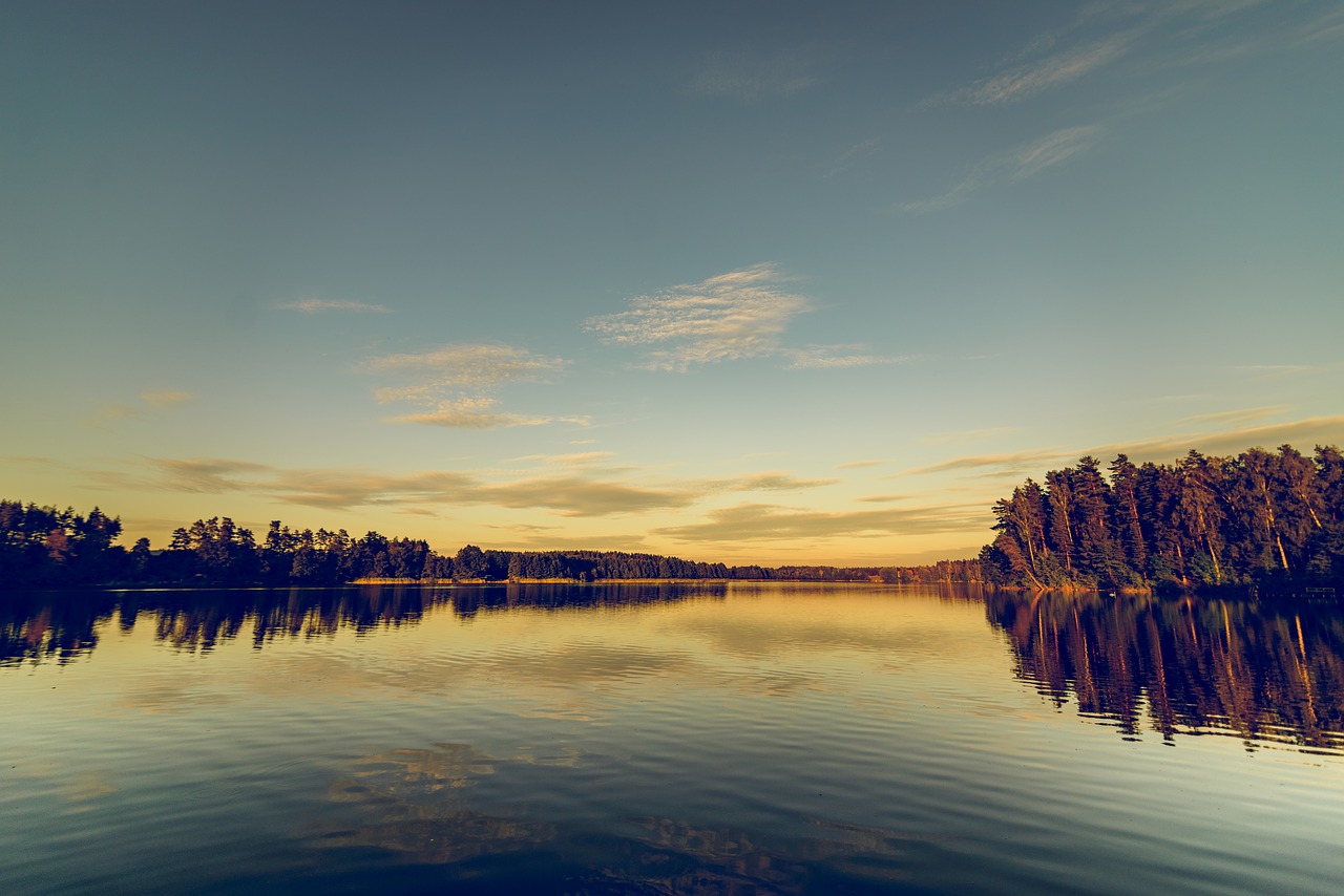 lake sky reflection free photo