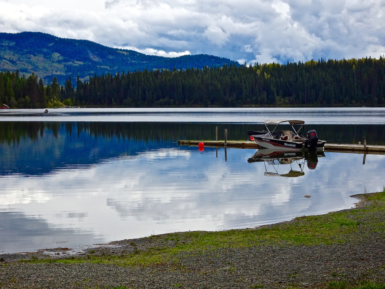 lake tranquil nature free photo