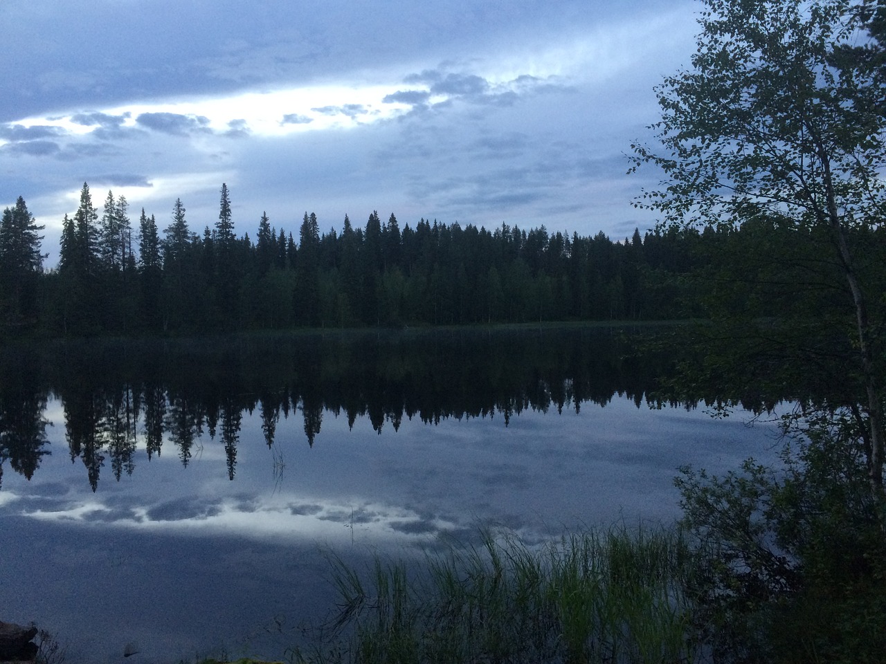 lake landscape finnish free photo