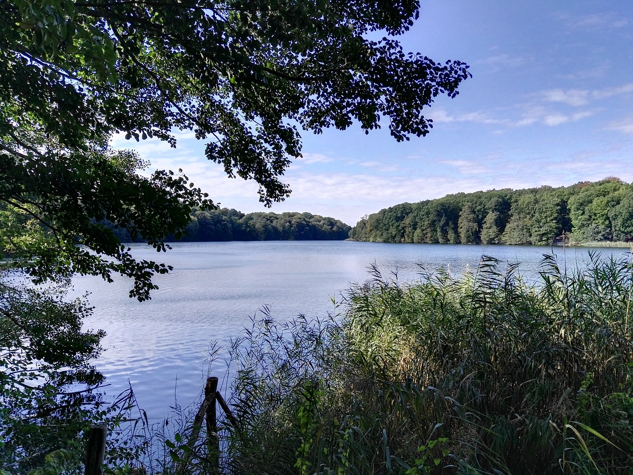 lake water hiking free photo