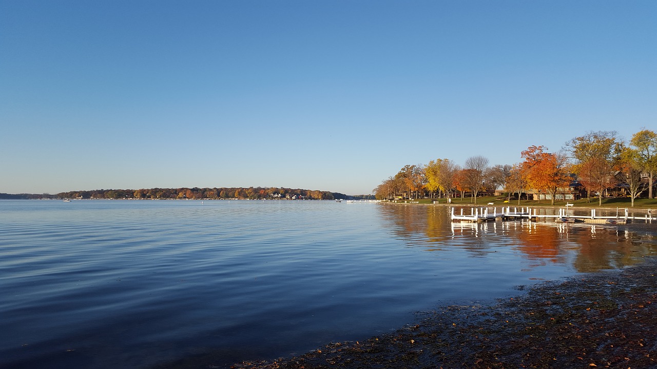 autumn lake wisconsin free photo