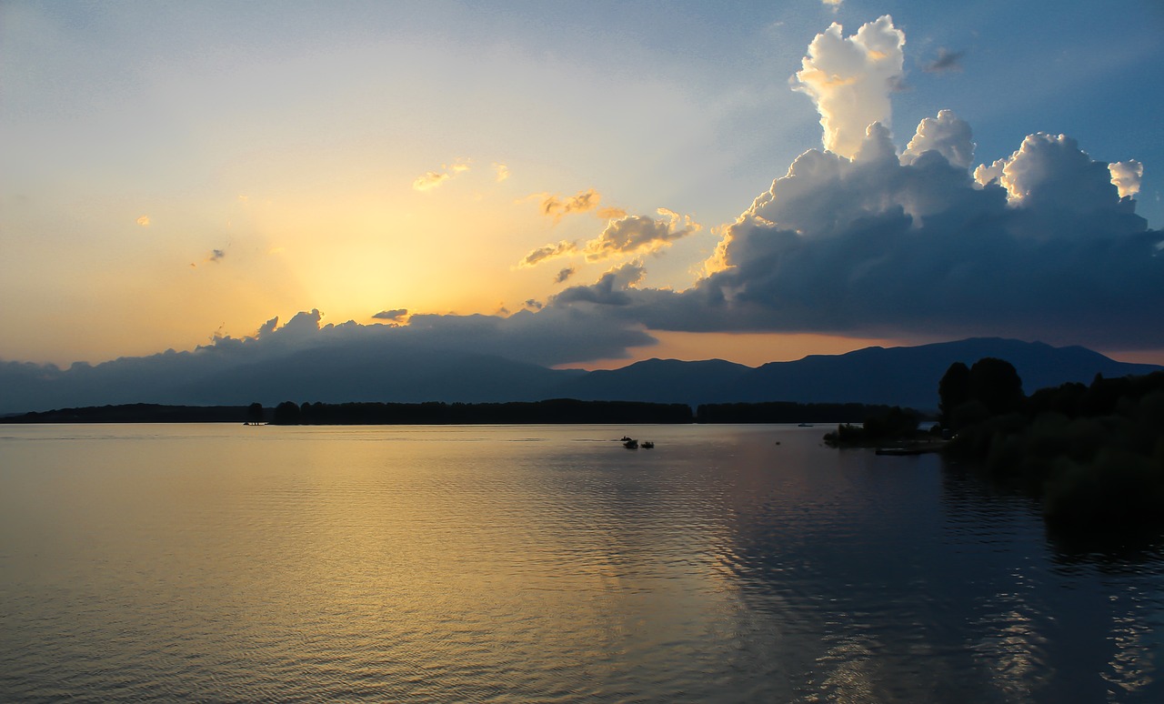 lake sunset kazanlak free photo