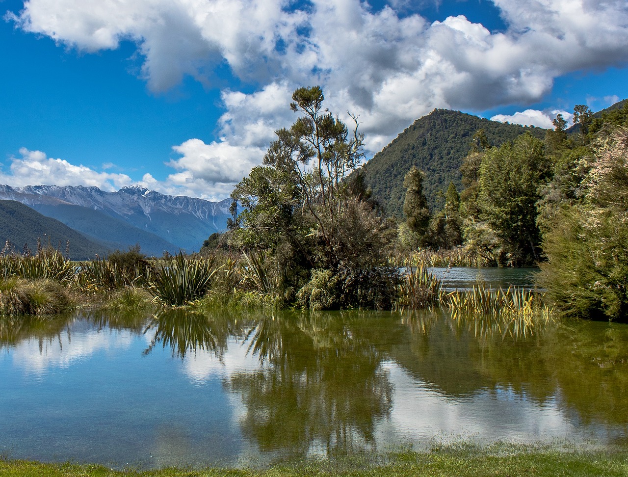 lake mountains new zealand free photo