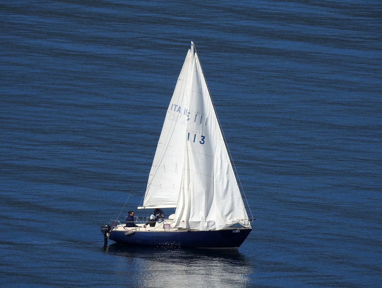 lake boat sail boat free photo