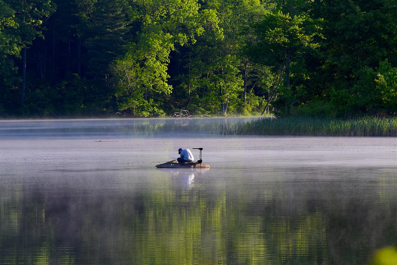 lake fisherman water free photo