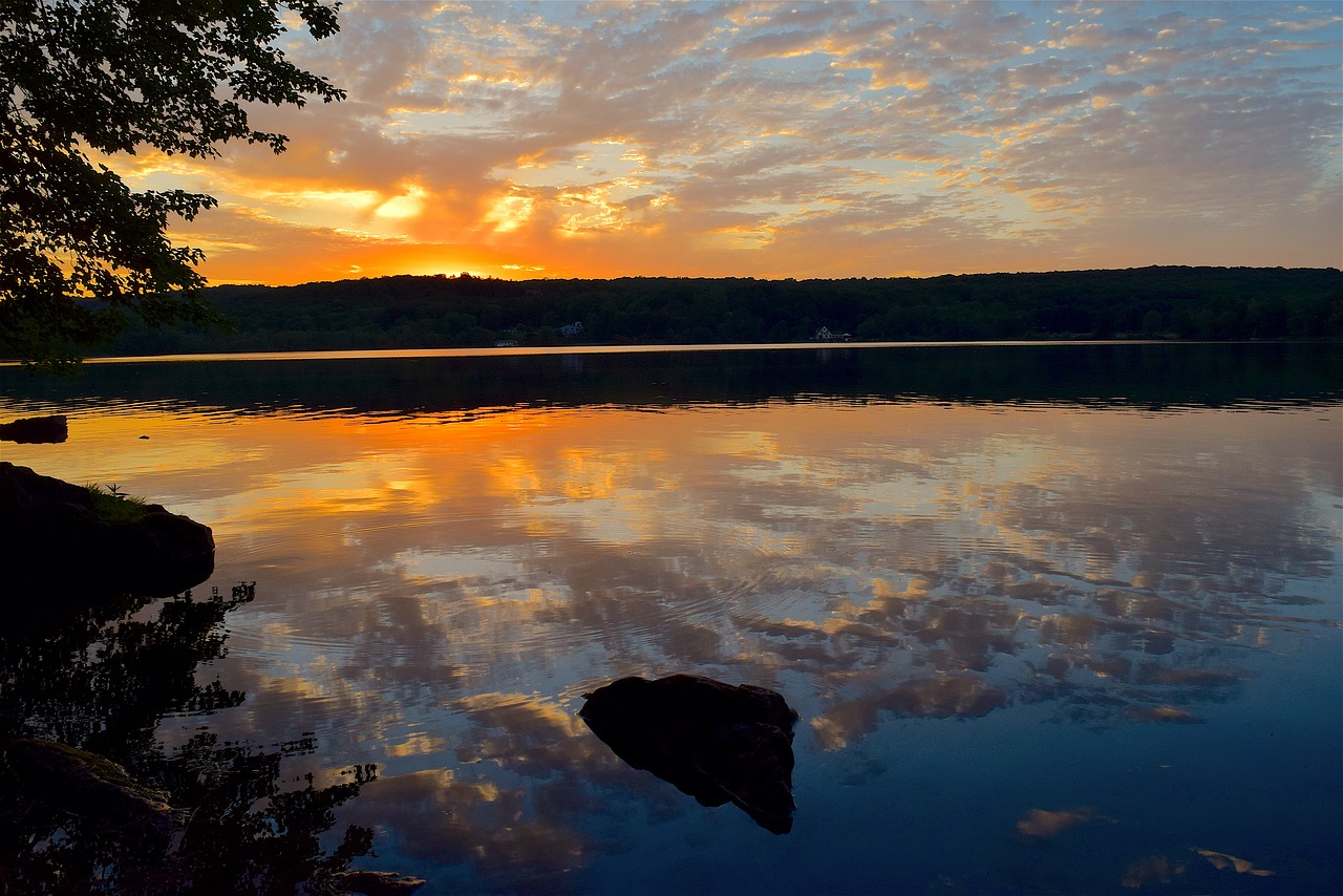 lake sunset clouds free photo