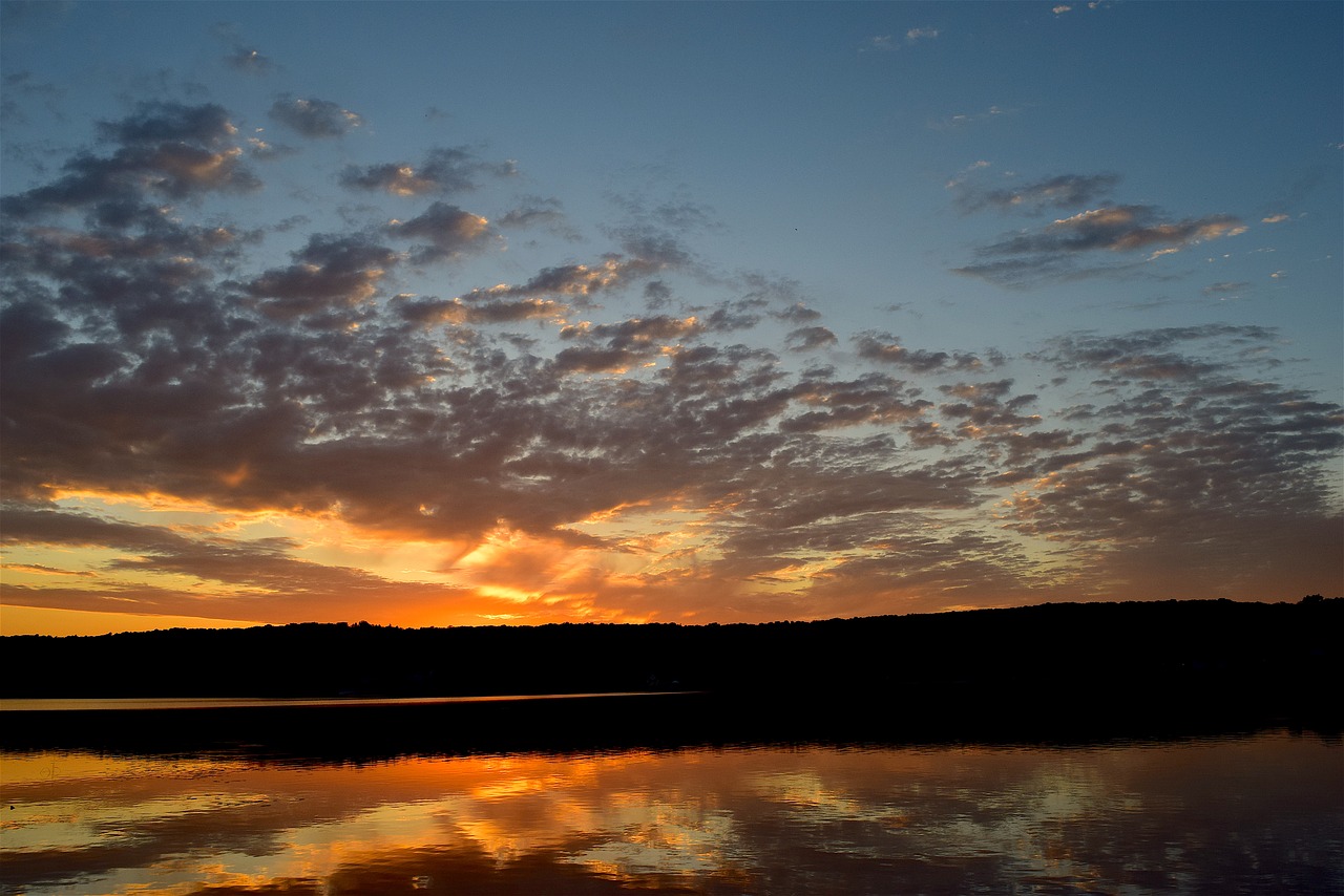 lake sunset clouds free photo