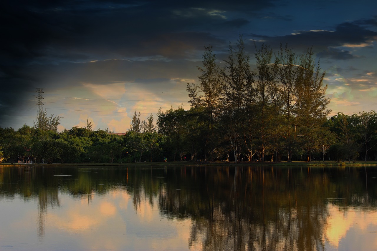 lake sunset water free photo