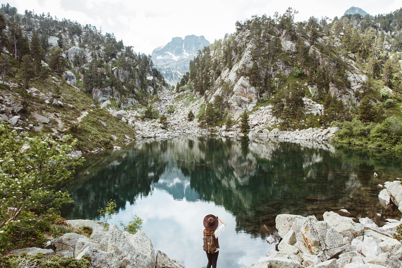 lake water reflection free photo