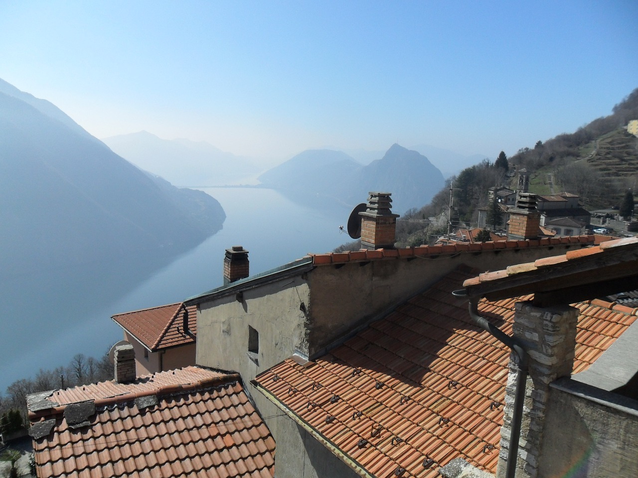 lake switzerland mountain free photo