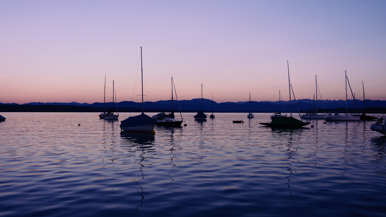 lake boot sailing boat free photo