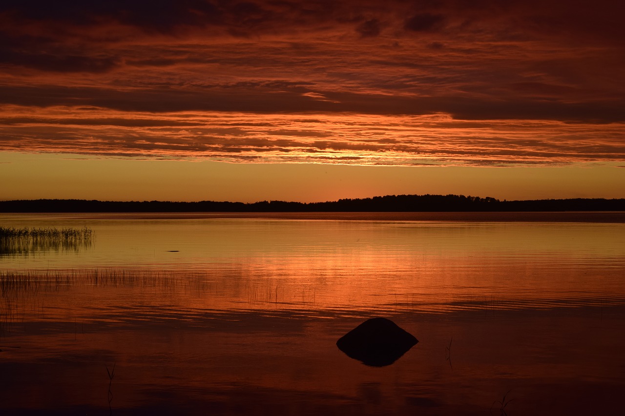 lake sunset stone free photo