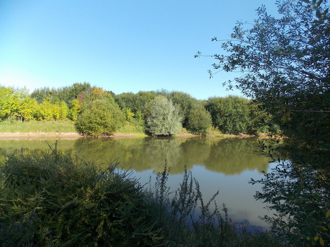 lake scenery uk landscape free photo