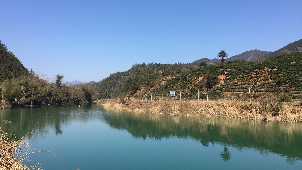 lake blue sky huangshan at the foot of free photo