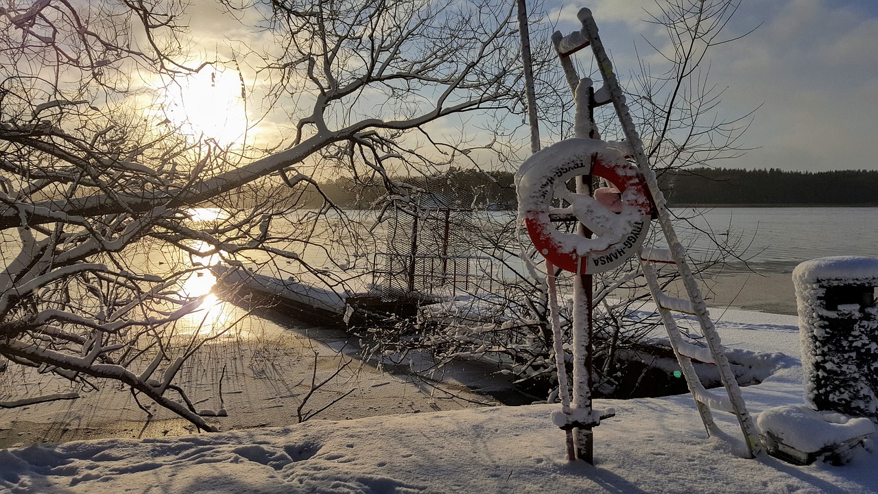 lake winter landscapes free photo