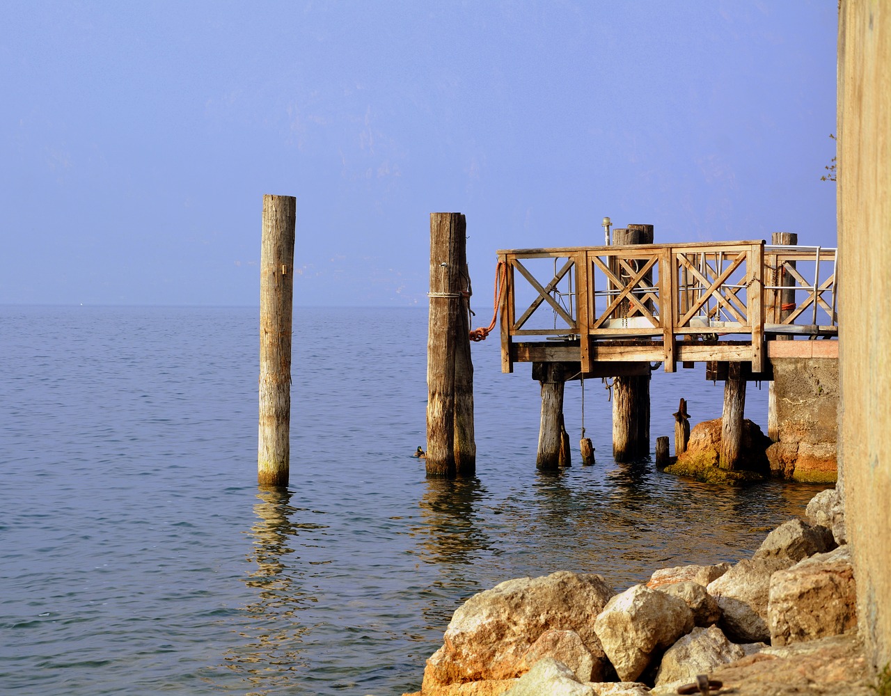 lake mooring garda free photo