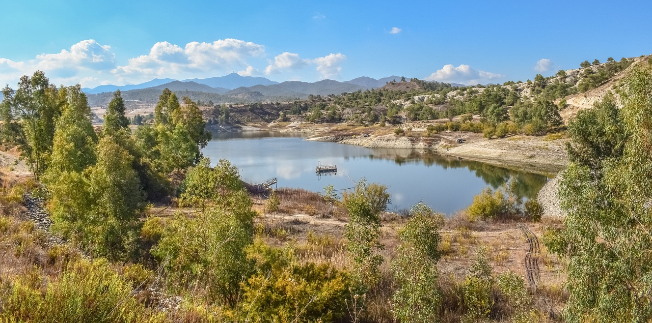 lake landscape mountains free photo