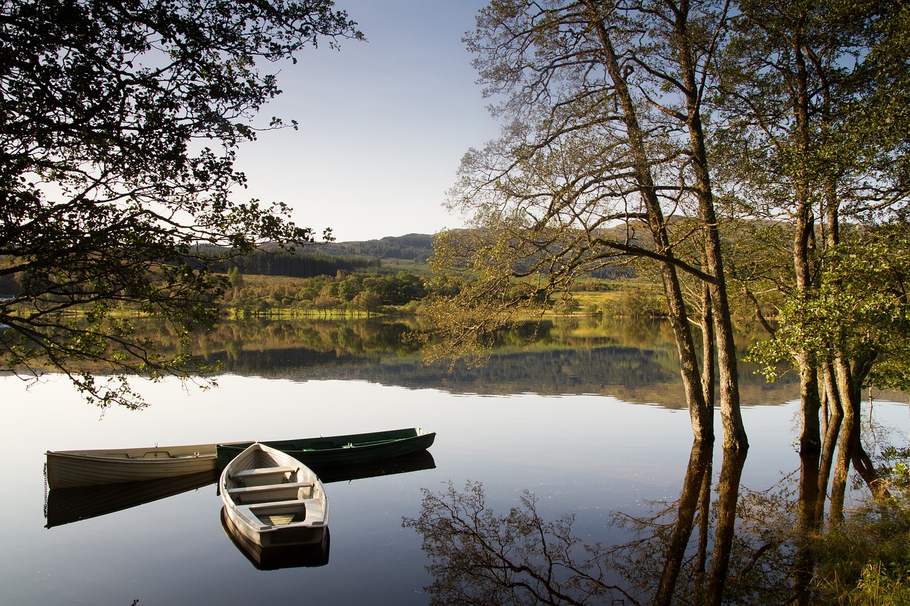 lake boat still free photo