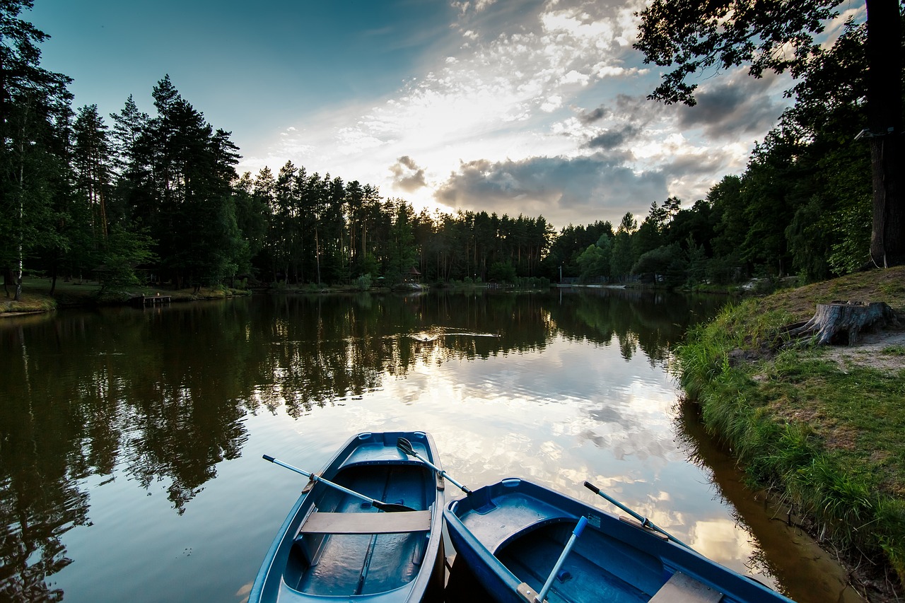 lake boat boats free photo