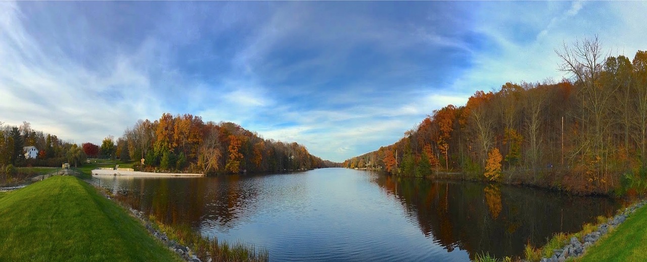 lake water fall free photo