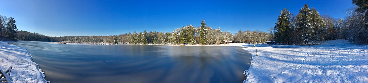 lake winter snow free photo