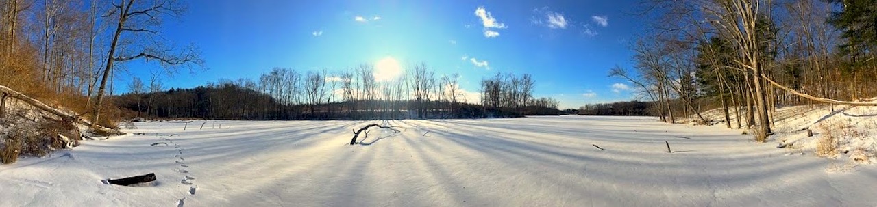 lake frozen winter free photo