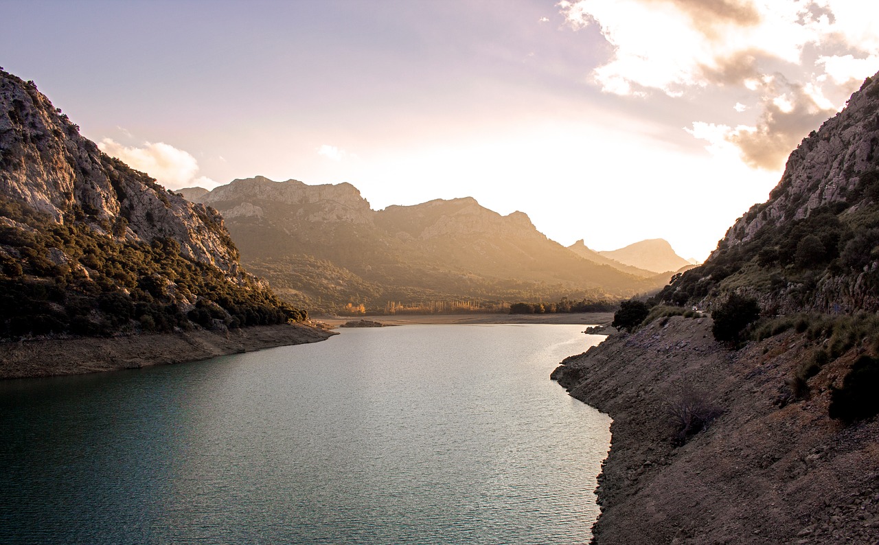 lake mountain sunset free photo