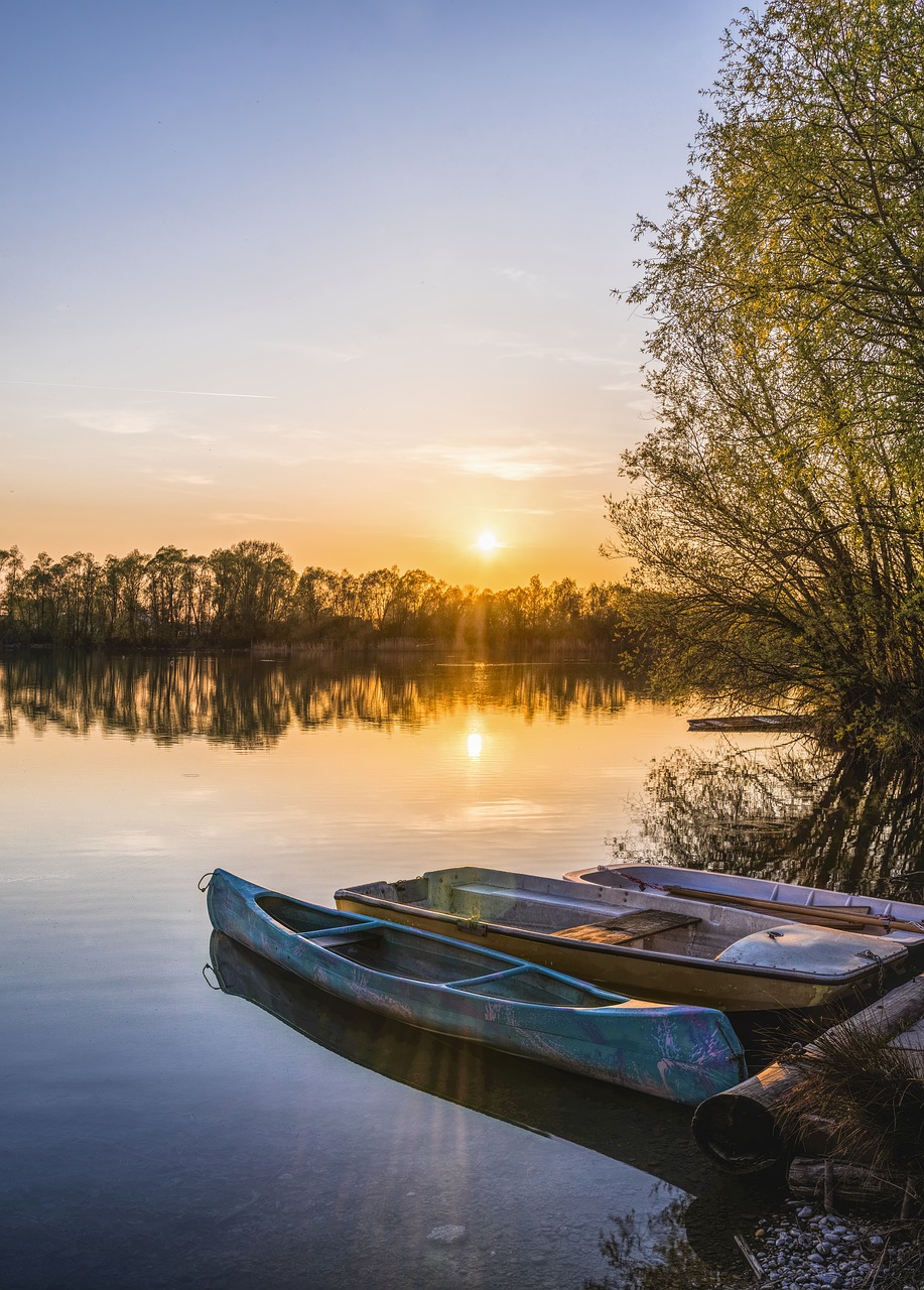 Download Free Photo Of Lake Water Boats Beautiful Lonely From