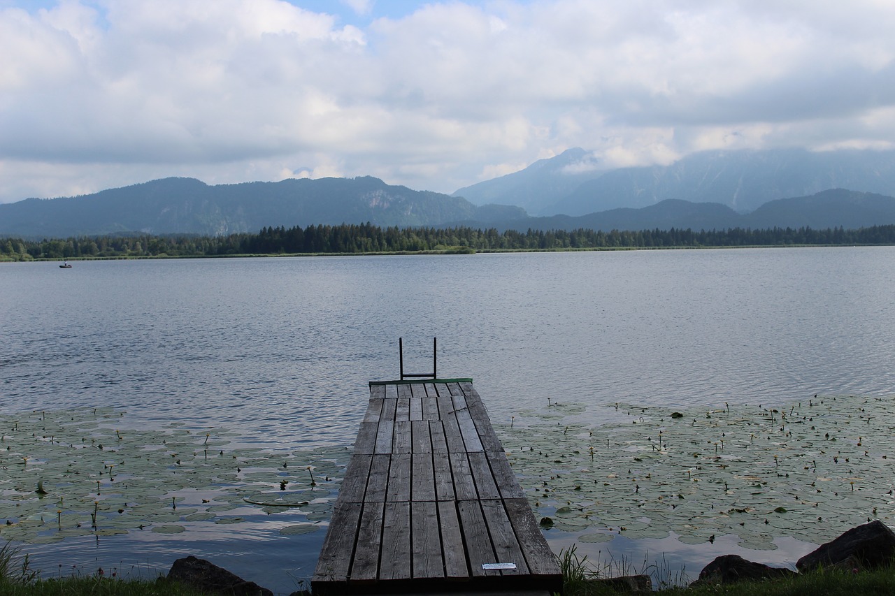 lake  web  mountains free photo