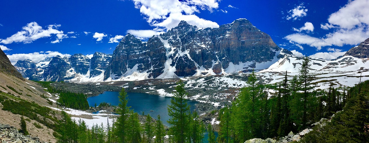 lake  mountain  canada free photo