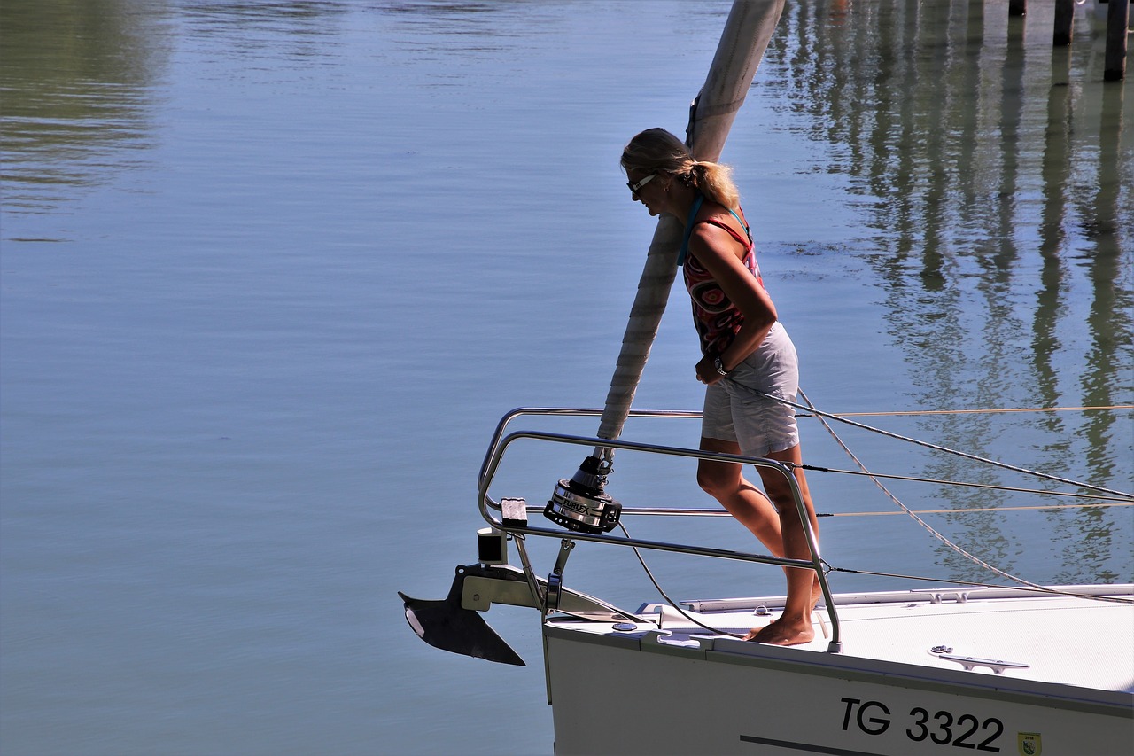 lake  cruise  sailboat free photo