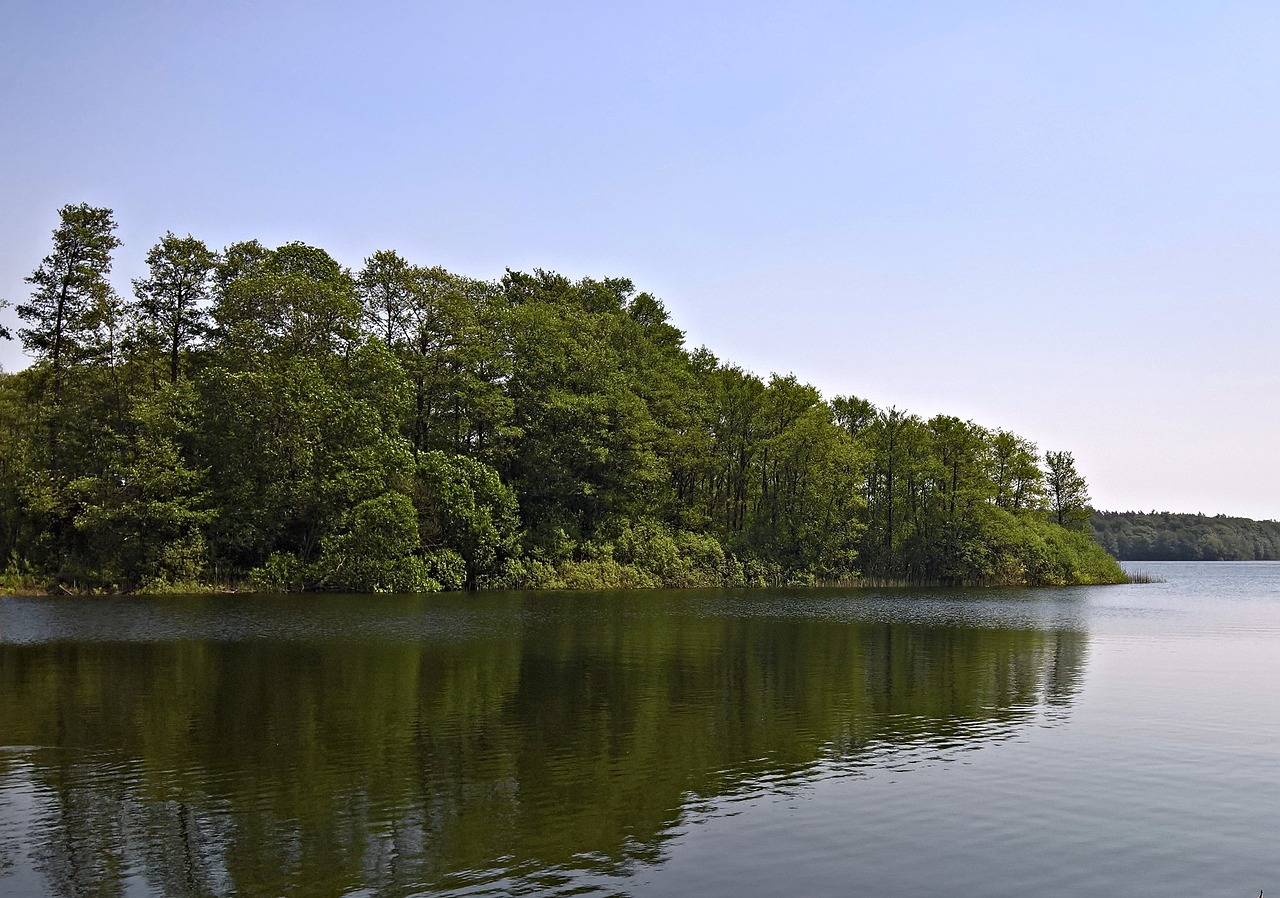 lake  landscape  nature free photo