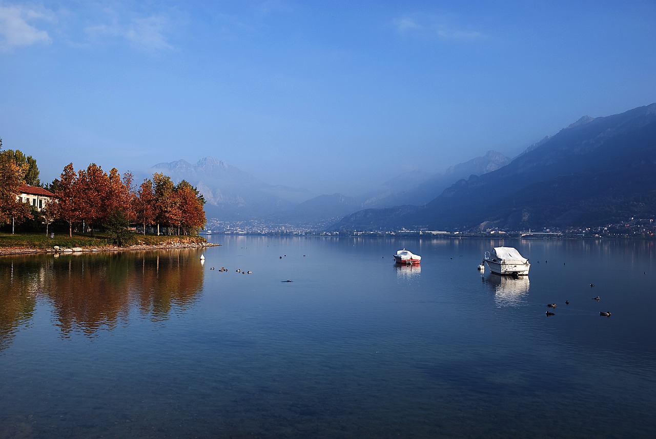 lake  lake como  italy free photo