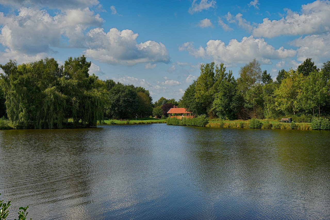 lake  ihler sea  sky free photo