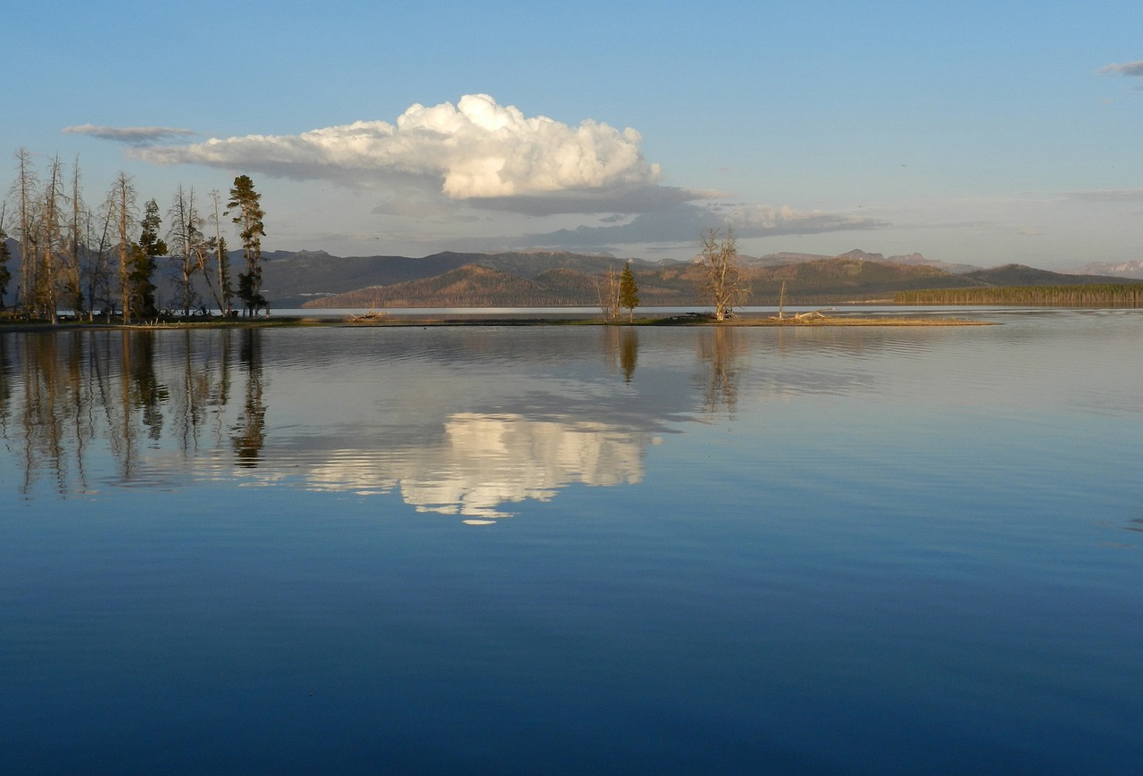 lake  calm  clouds free photo