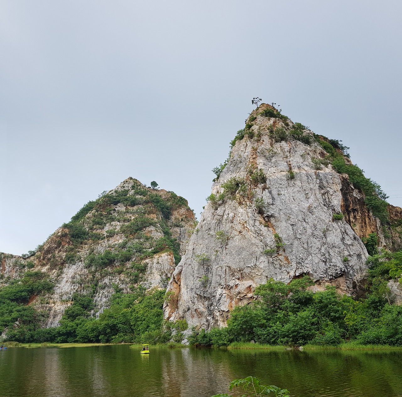 lake  mountain  landscape free photo