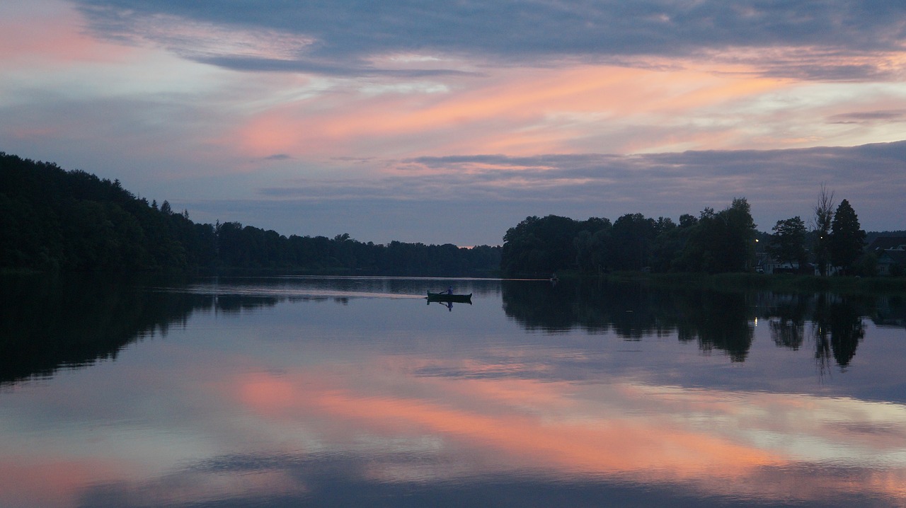 lake  evening  nature free photo