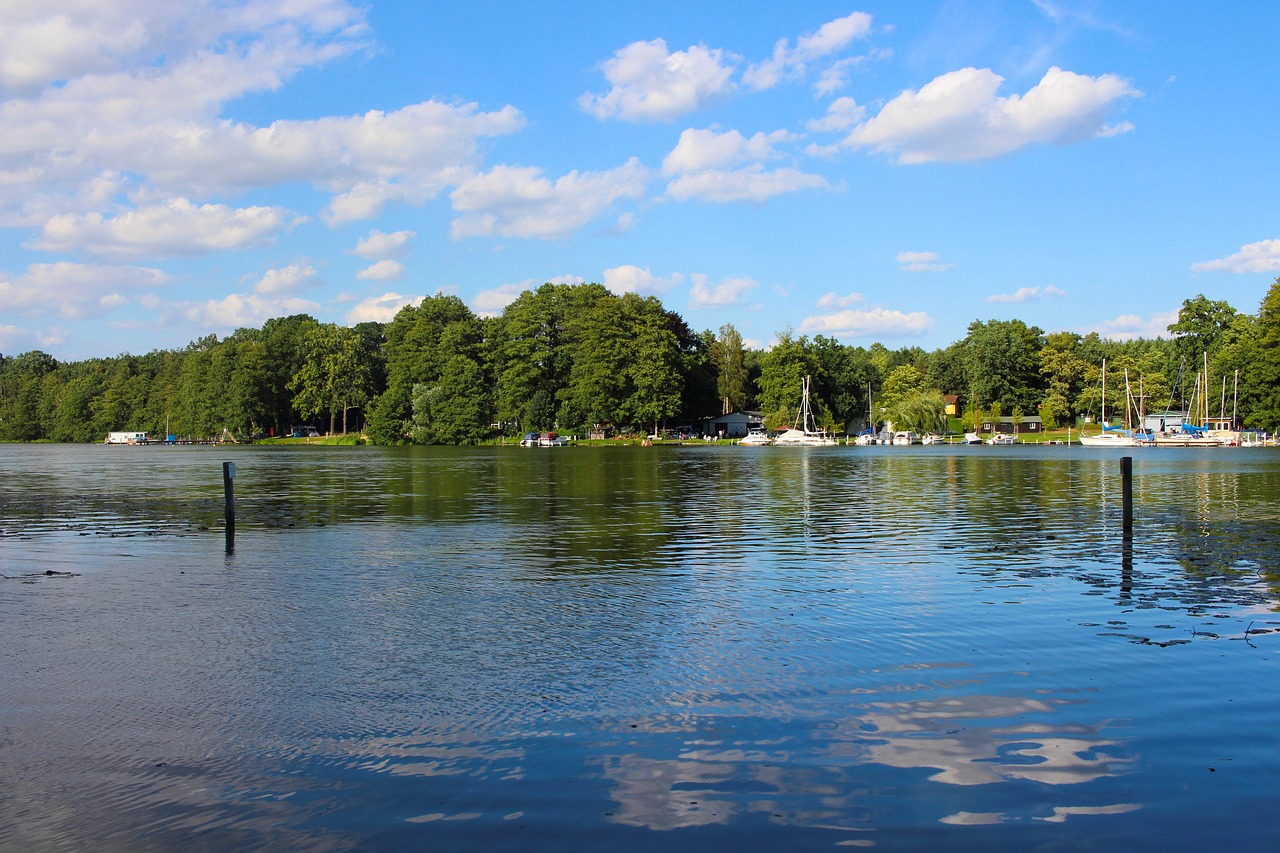 lake  water  spieglung free photo