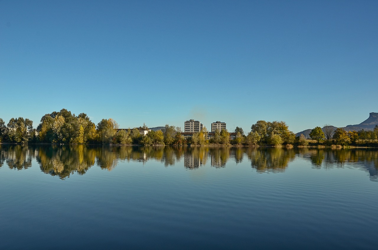 lake  mirroring  nature free photo