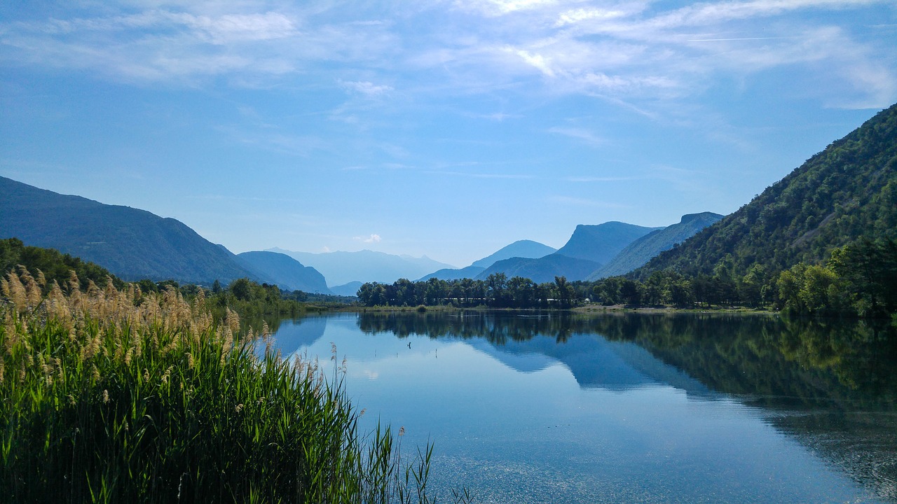 lake  france  water free photo