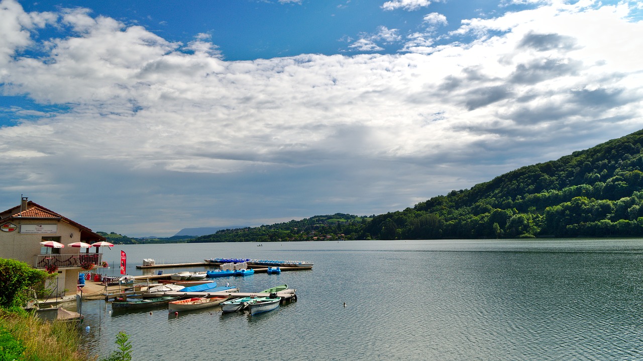 lake  paladru  charavines free photo