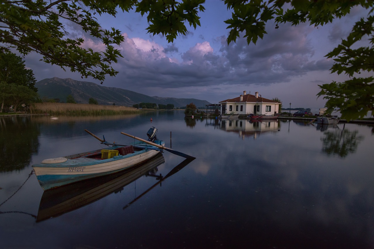 lake  greece  nature free photo