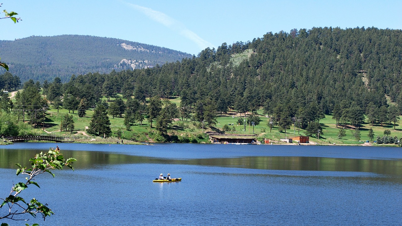 lake kayak serenity free photo