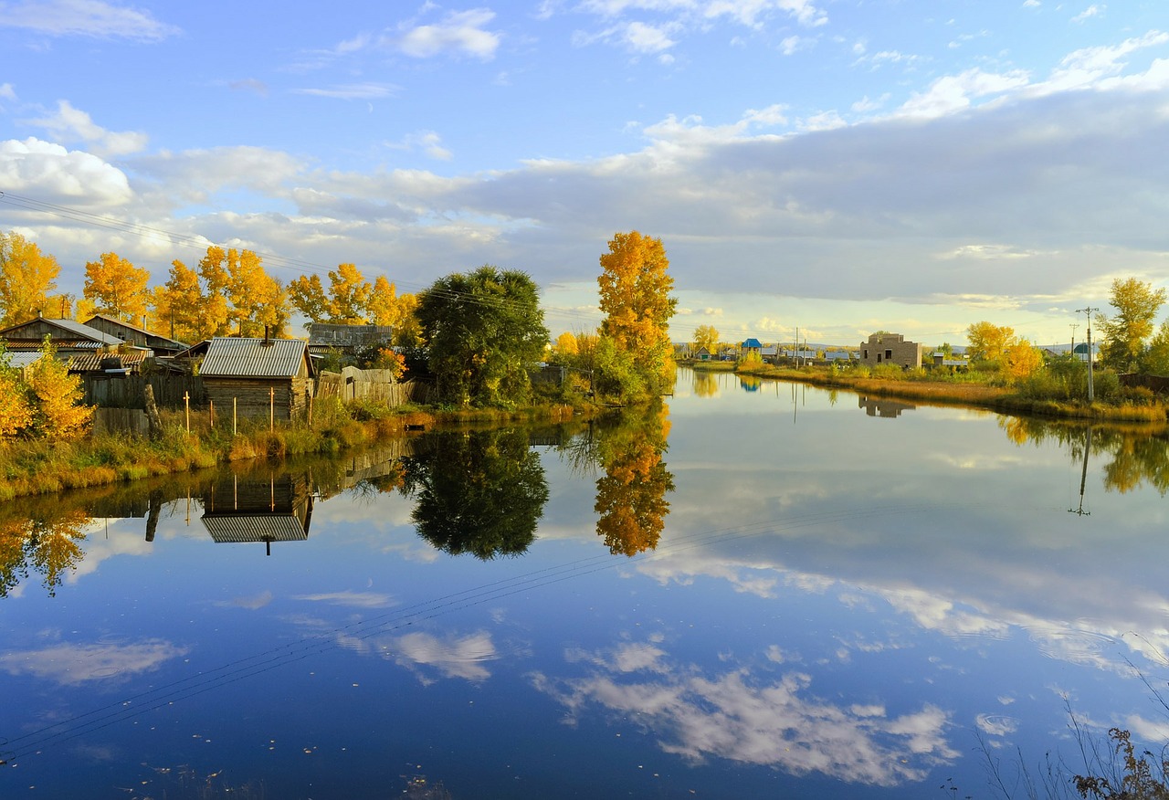 lake trees fall free photo