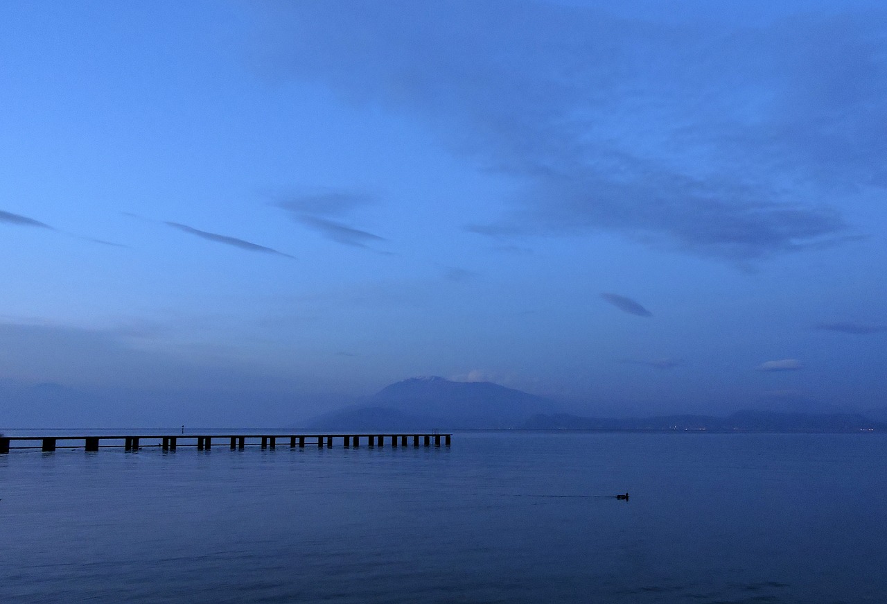 lake jetty sirmione free photo