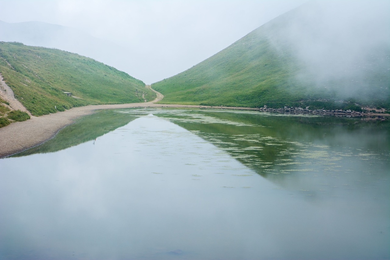 lake fog mist free photo