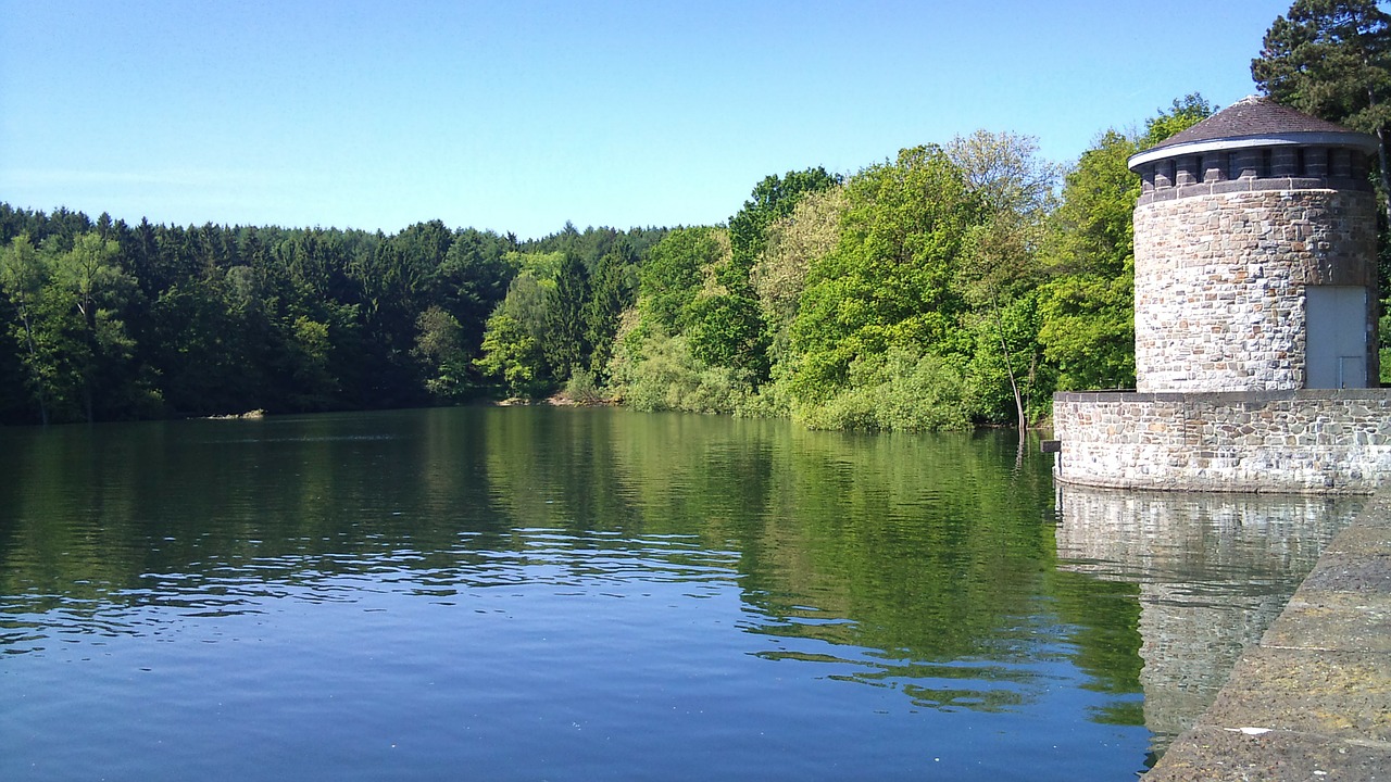 lake möhnesee nature free photo